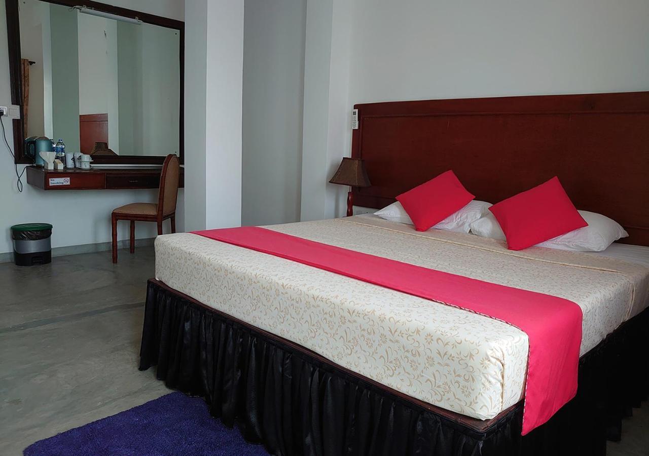 Sea Breeze Ambalangoda Ambalangoda  Exterior photo