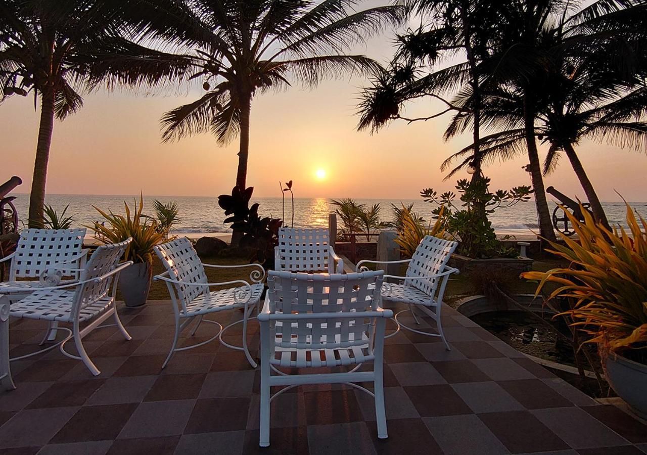 Sea Breeze Ambalangoda Ambalangoda  Exterior photo